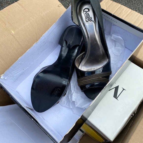 Brand new heels - Picture 2 of 7